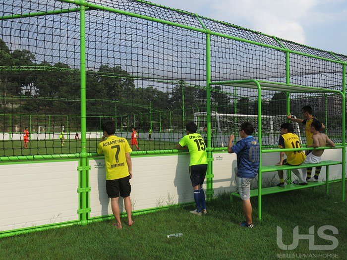 广州科技学院可移动5人制笼式足球场